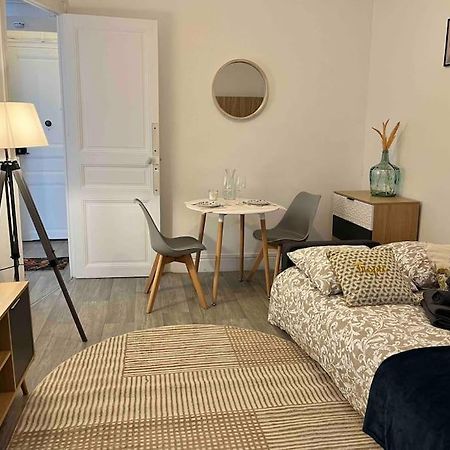 Studio Duquesne 1/2 Pers Нант Экстерьер фото