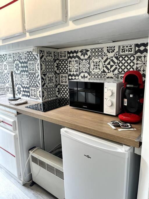 Studio Duquesne 1/2 Pers Нант Экстерьер фото